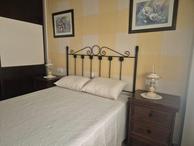 Mesitas de noite em madeira - 2 unidades