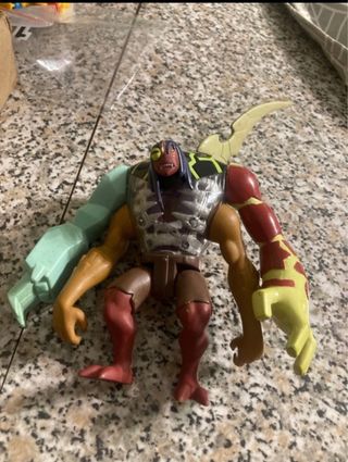 Ben 10 Kevin 11 Deluxe Figure