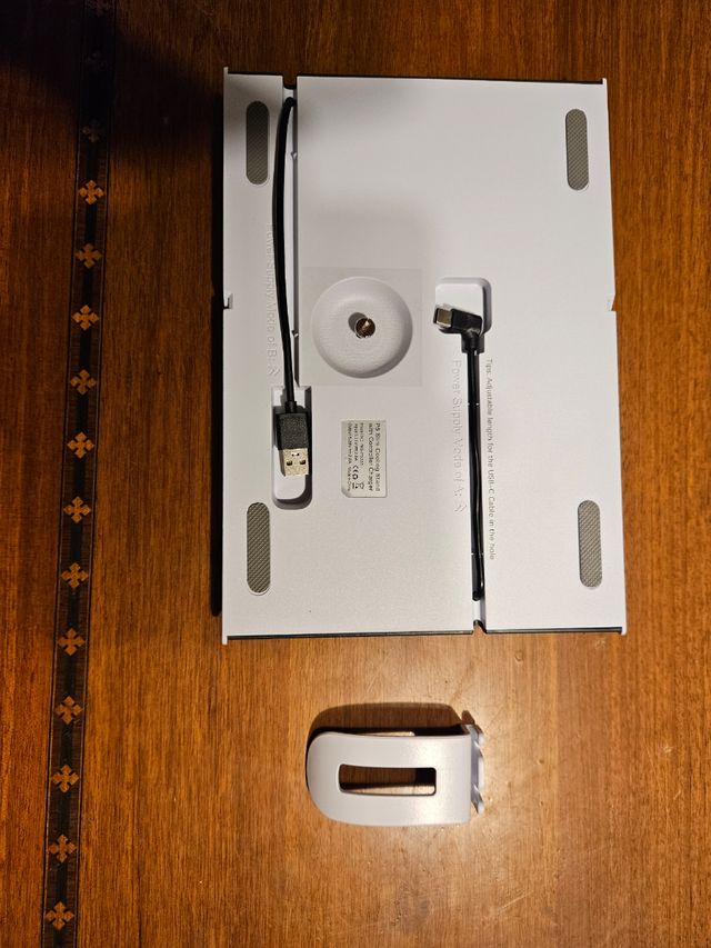 Base di ricarica Playstation 5 slim NUOVA 