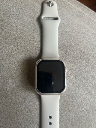 Apple Watch SE (2022) en muy buen estado.