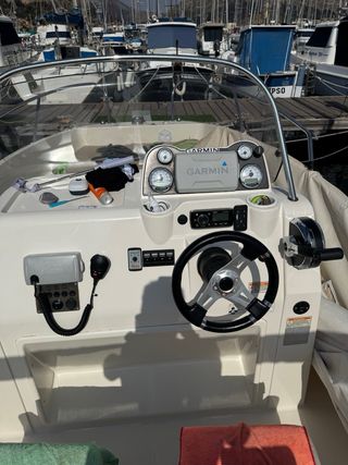 Barco Quicksilver Activ 605