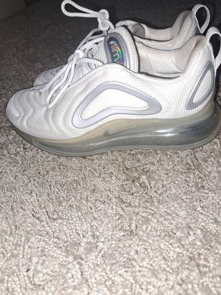 Zapatillas Nike Air Max 720 blancas