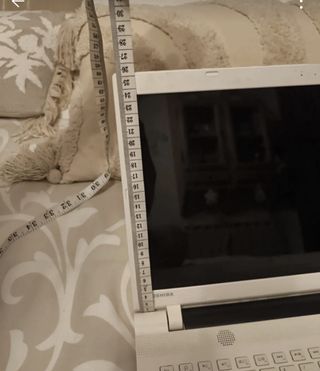 Portátil Toshiba blanco