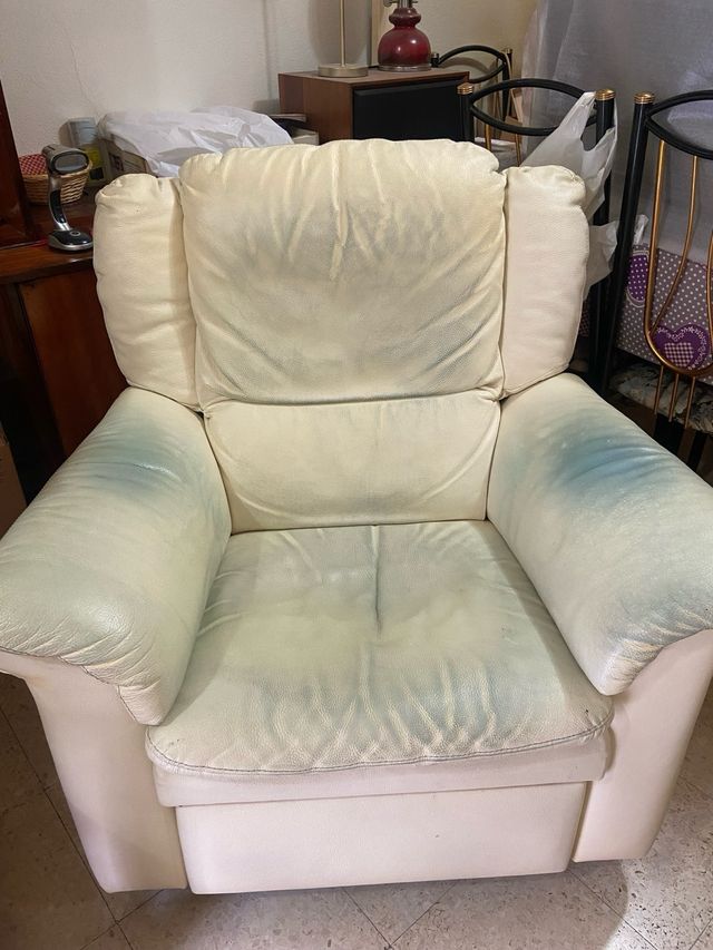 Sofá y sillón relax blanco cuero