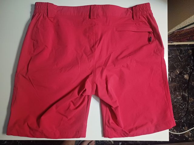 Shorts CMP senderismo rojos turquesa