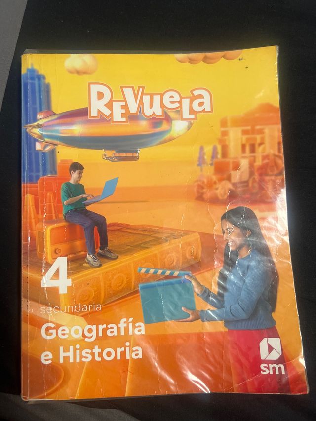 Geografía e Historia. 4 Secundaria. Revuela