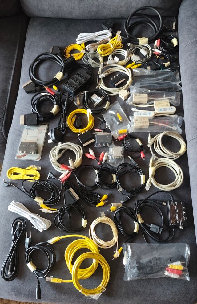 Lote cables y conectores varios