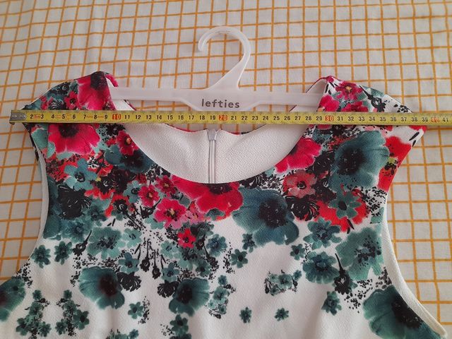 Vestido floral blanco verano