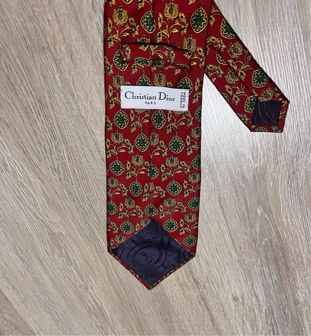 Corbata Christian Dior dorada y roja