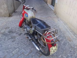 Moto clásica ossa 160cc