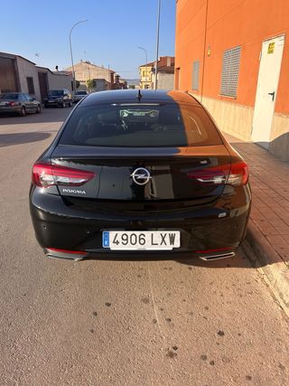 Opel Insignia 2022