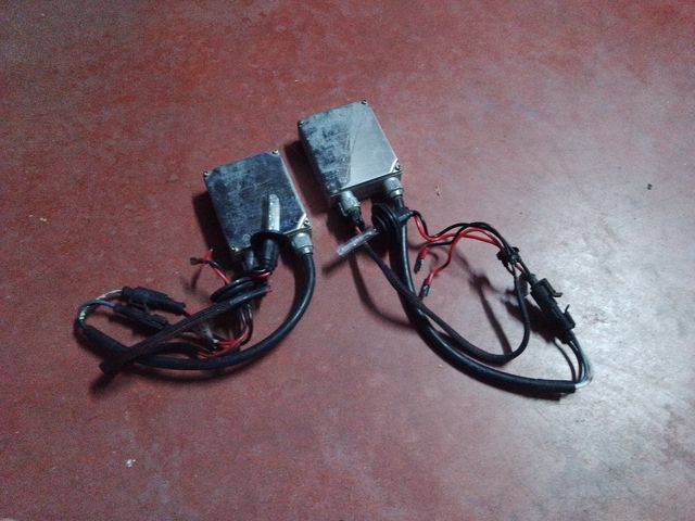 2 Balastros Xenón para Luces de Coche
