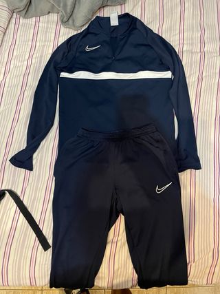 Conjuntos Nike y Adidas