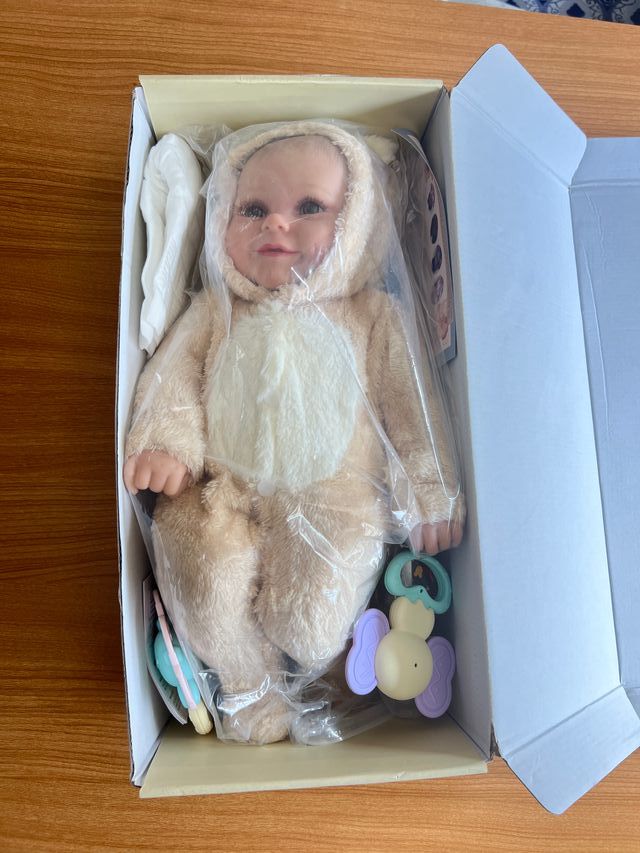 Muñeca Reborn bebé - Ropa Oso