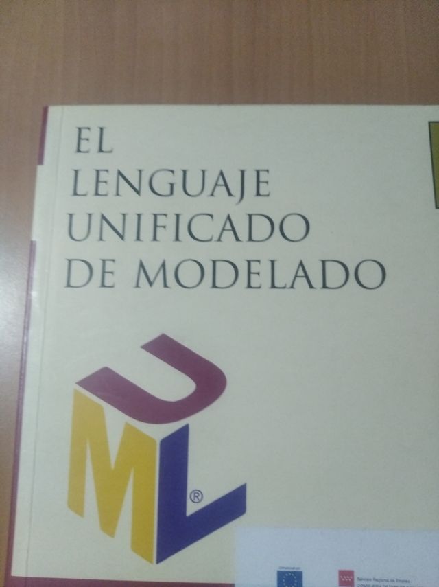 El lenguaje unificado de modelado: Guía de usua...