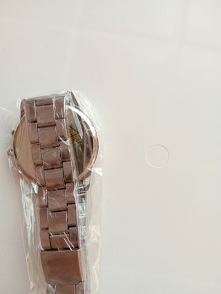 Orologi da polso uomo e donna nuovi vari colori 