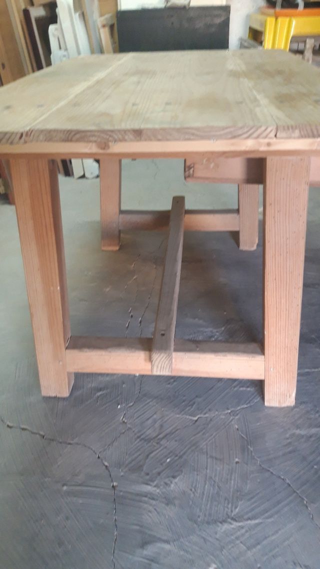 Mesa madera antigua
