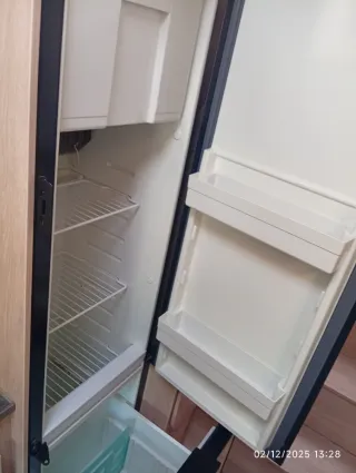 Se vende perfilada para 5 personas. Viajar/dormir