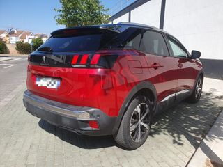 Peugeot 3008 - Cámara - Apple Carplay - Llantas 18