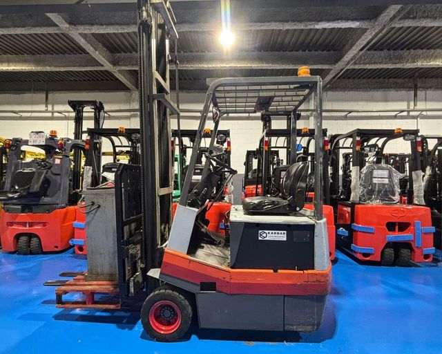 1150 - FIAT Eléctrica 3R 1500Kg Doble 5000mm