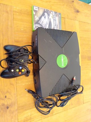 Xbox negra - Con Need for Speed
