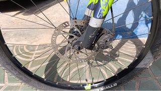 Bicicleta eléctrica RockRider talla M, rueda 27,5