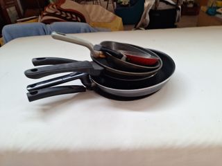 6 padelle di varie dimensioni - cucina