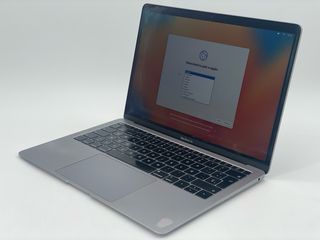 MacBook Air 13" late 2018