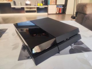 PS4 (PlayStation 4) + 20 juegos