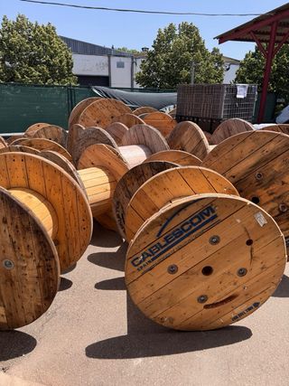 MESAS BOBINAS CARRETE MADERA CABLE CHILLPALET