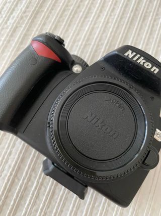 Nikon D60 + objetivo 18-55 VR