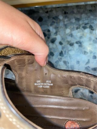 Sandalias Clarks marrón, talla 43