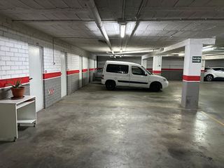 Garaje en venta en Cappont en Lleida