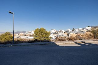 Terreno en venta en Zubia (La)