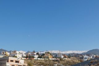 Terreno en venta en Zubia (La)
