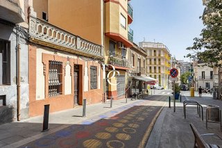 Terreno en venta en La Torrassa en Hospitalet de Llobregat, L´