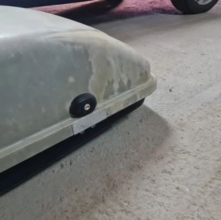 Baúl portaequipajes coche