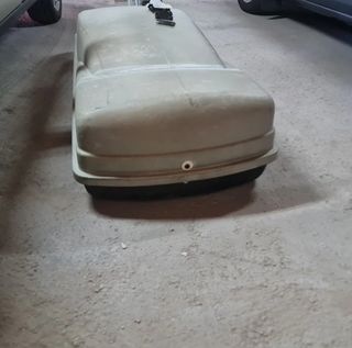 Baúl portaequipajes coche
