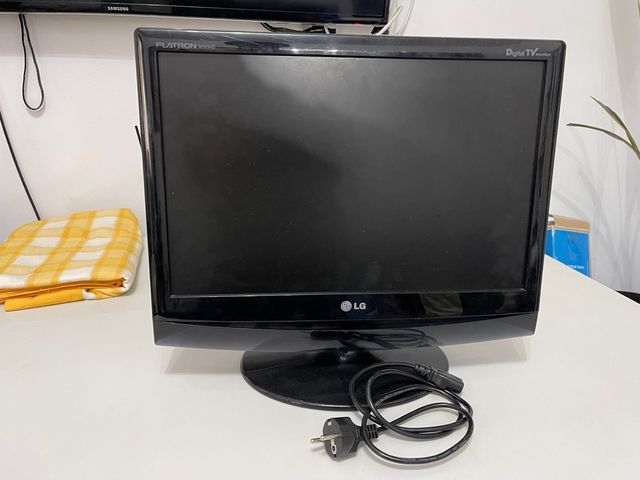 Monitor LG Flatron 19"
