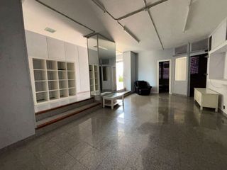 Local comercial en venta en Sant Just Desvern