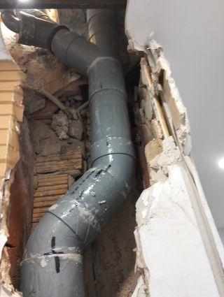 Fontanero disponible