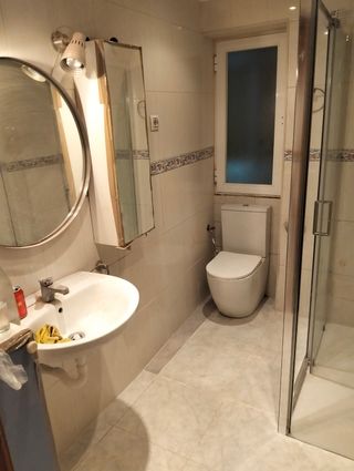 Fontanero disponible