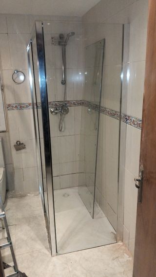 Fontanero disponible