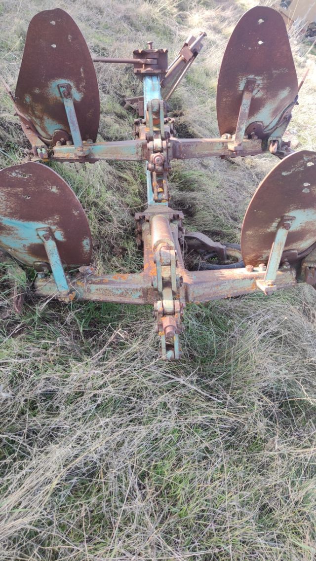 Arado agrícola antiguo