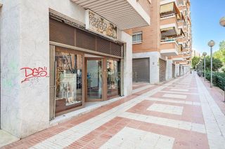 Local comercial en venta en La Salut - Lloreda en Badalona