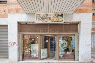 Local comercial en venta en La Salut - Lloreda en Badalona