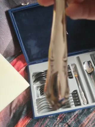 Cubertería Dalia 18/10 - 24 piezas