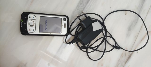 Nokia 6110 Navigator - móvil GPS
