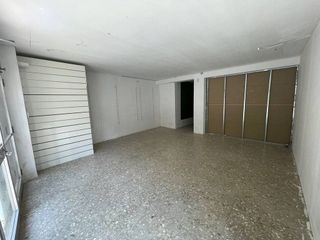 Local comercial en venta en Remei-Montseny-La Guixa en Vic
