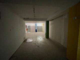 Local comercial en venta en Remei-Montseny-La Guixa en Vic